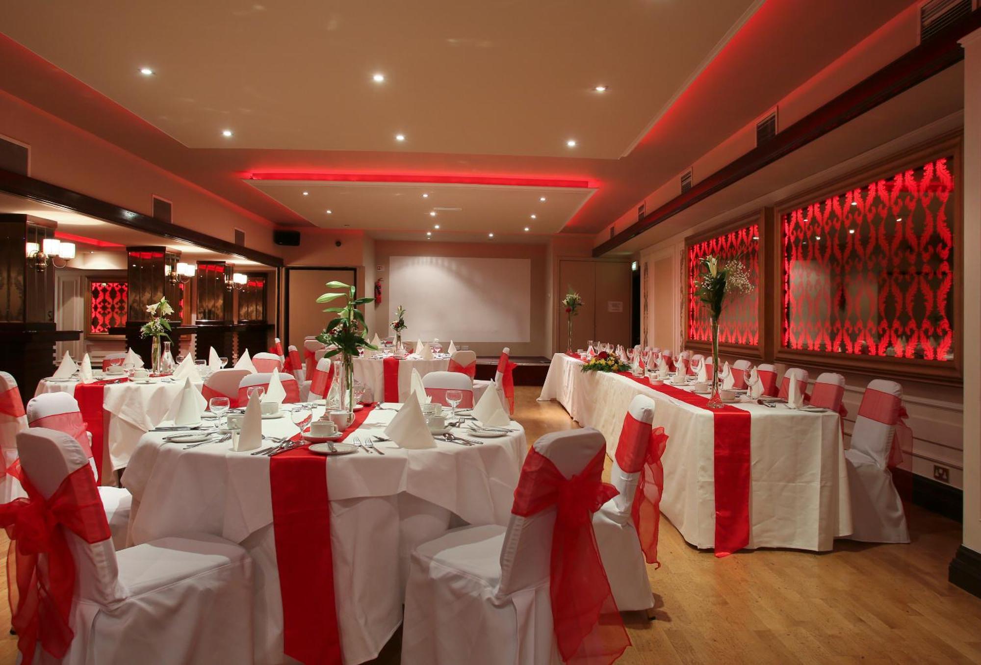 The Carraig Hotel Carrick-on-Suir Exterior foto